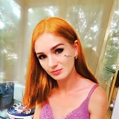 порнозвезда Lesi Angel (Леси Энджел)