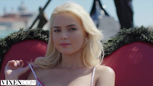 Красотка Lika Star приехала в Венецию и выцепила парня на одну ночь