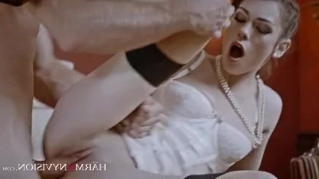 Мужчина совершил приятный визит к шлюхе и оттрахал ее в анал